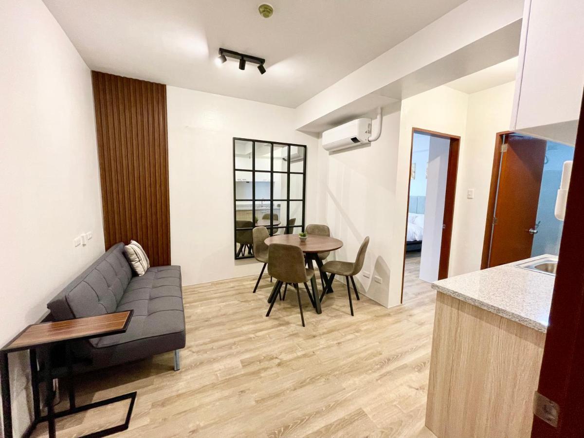 One Bedroom Condo Suite In Bacolod City Esterno foto